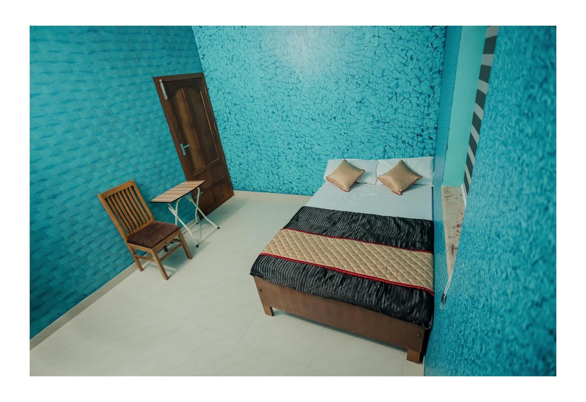 Gilead Holliday Hotel Tamarakulam ภายนอก รูปภาพ